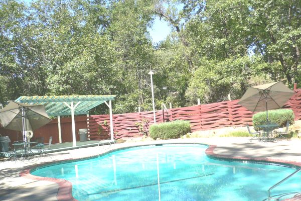 Golden Chain Resort Motel (Grass Valley)